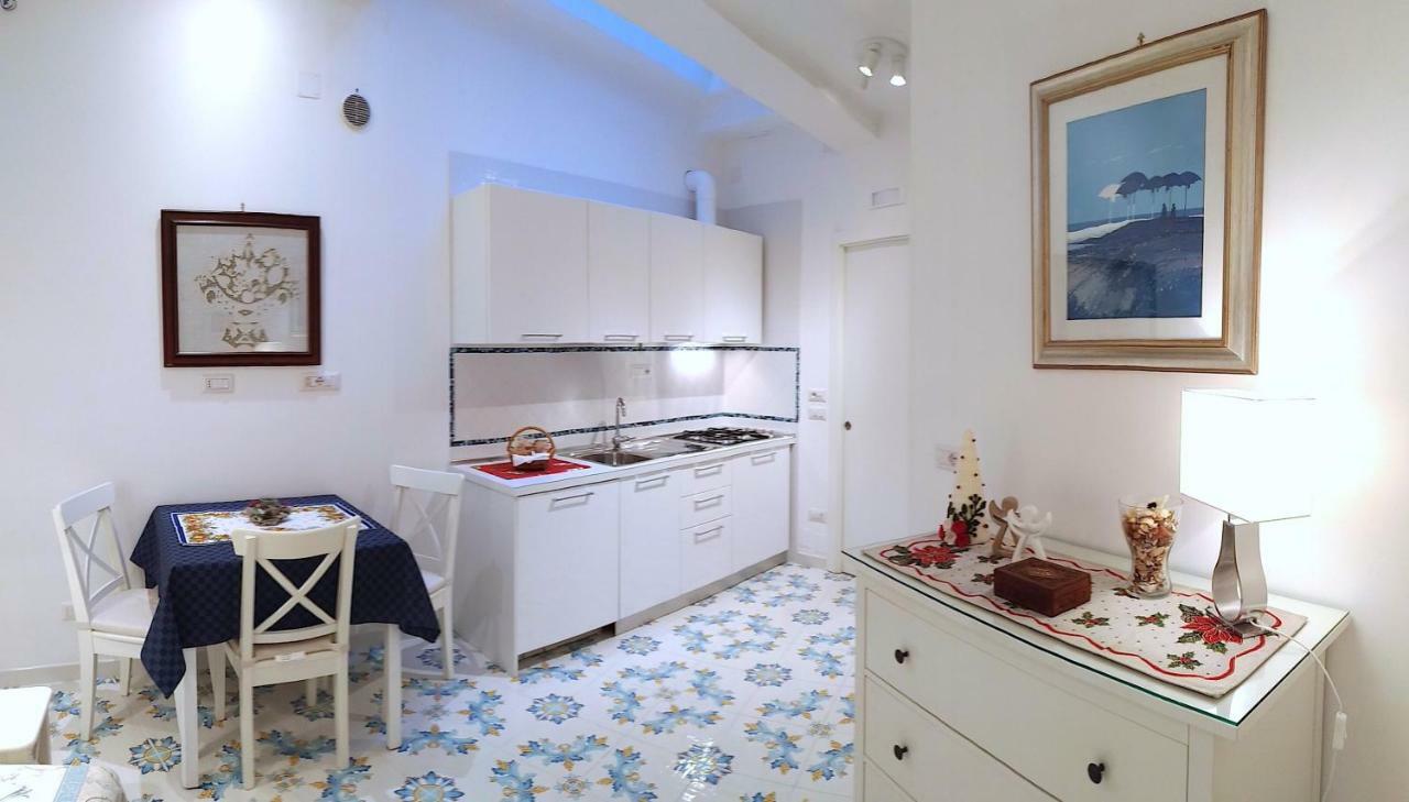 Mini Appartamento Al Chiostro 那不勒斯 外观 照片