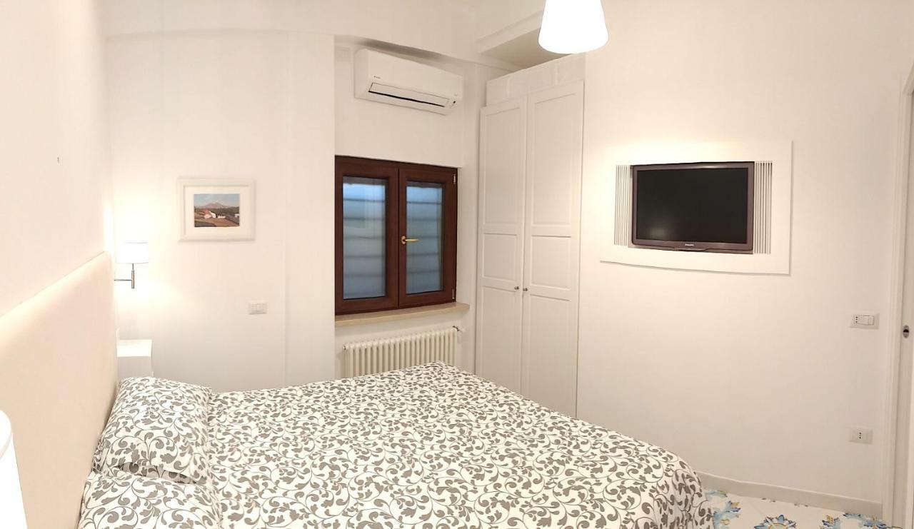 Mini Appartamento Al Chiostro 那不勒斯 外观 照片